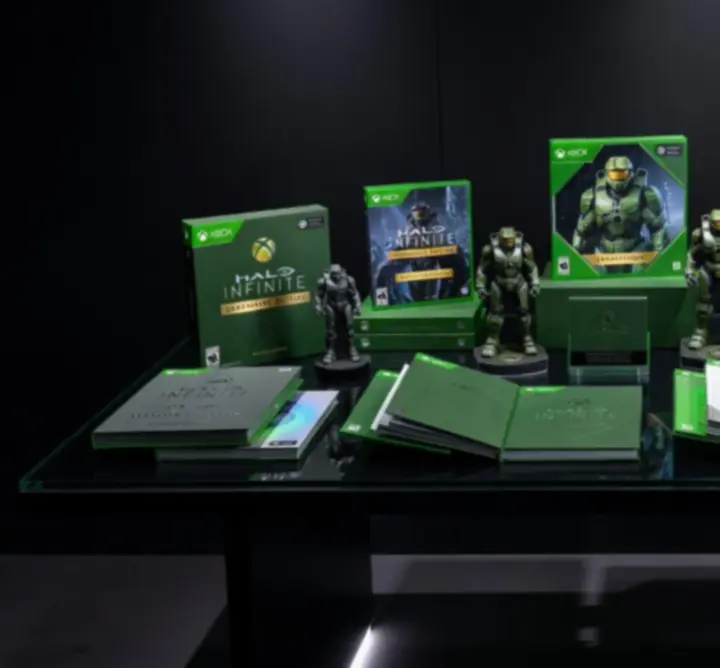 Éditions collector Xbox exposées dans un setup premium
